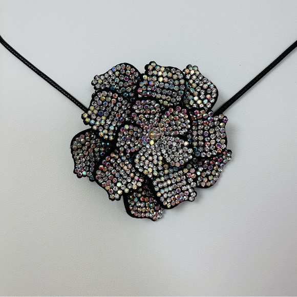 New Rhinestone Flower Large Black Necklace Choker - Picture 11 of 11